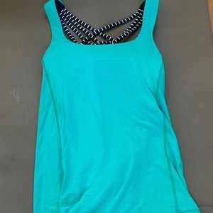 Lululemon 2 in one tank